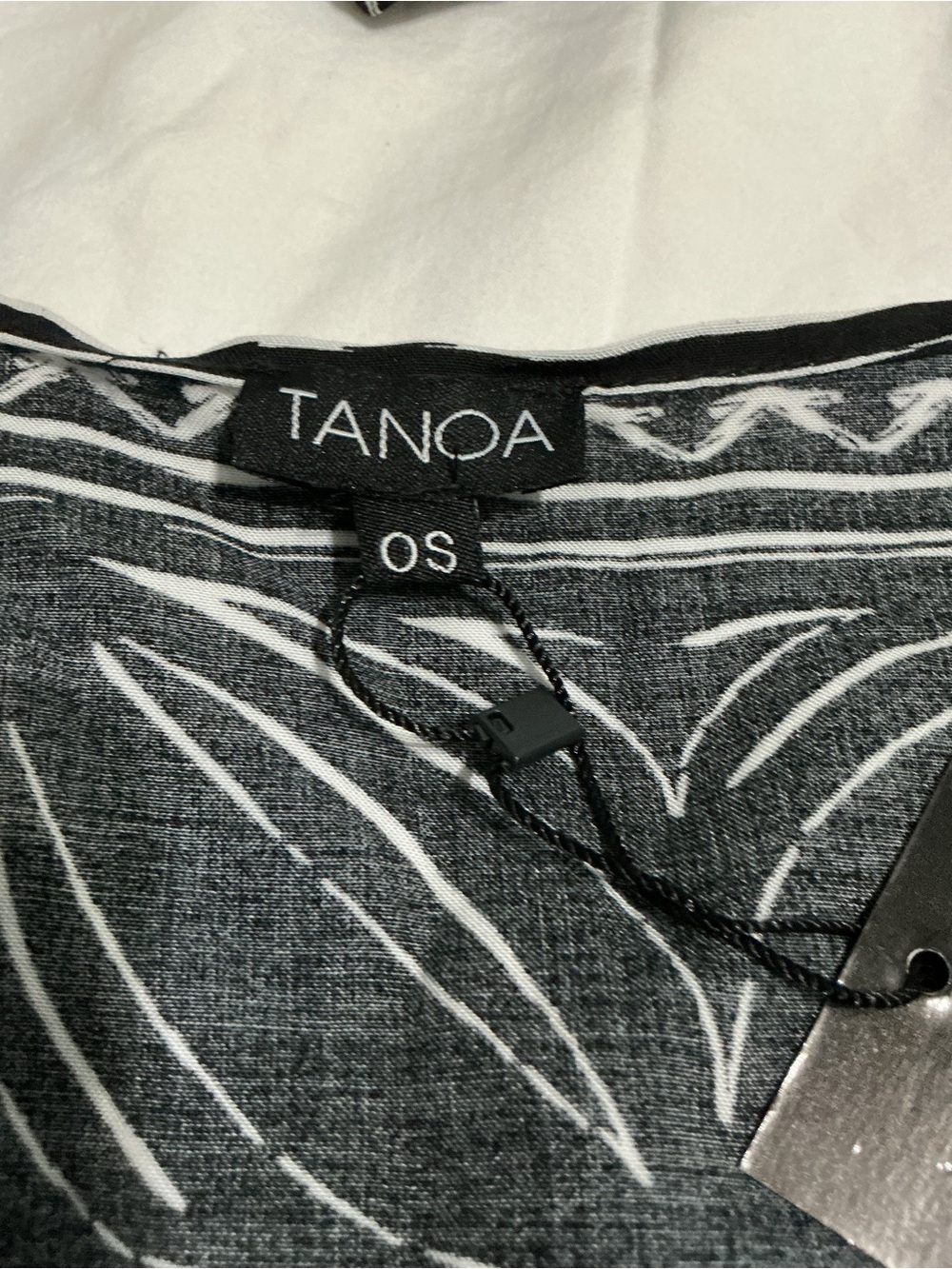 NWT Tanoa Hawaii Tribal Print Kimono Duster Cardigan With Optional Waist Tie OS - Picture 2 of 8